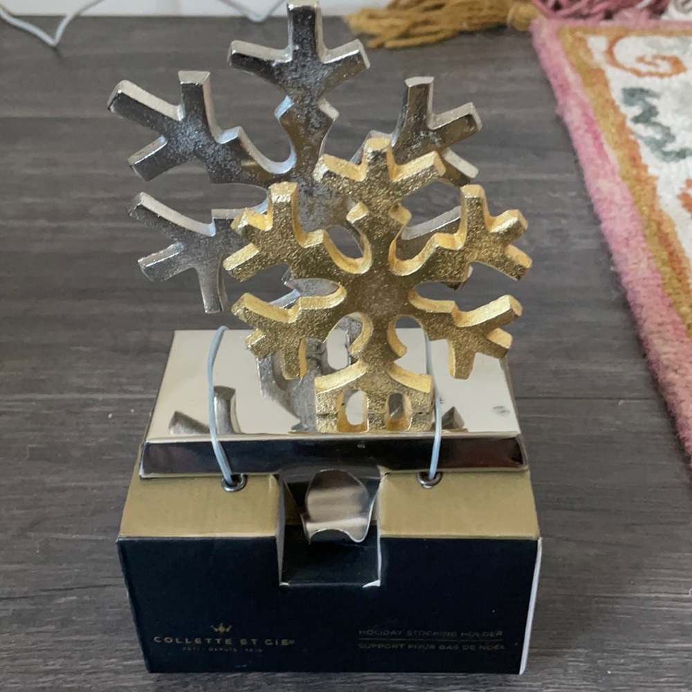 Snowflake gold and silver Holiday stocking holder